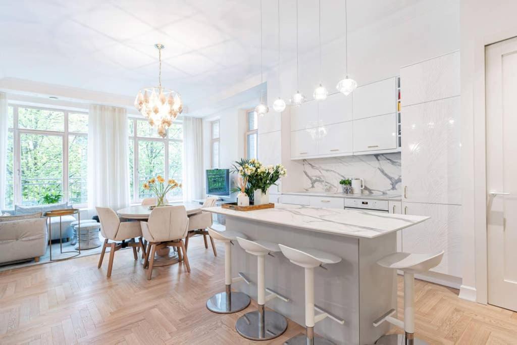 Jogailos Residence Peaceful Old Town Luxury 3 Bdr, 2 Bthr, Free Garage, Top-Speed Wifi Wilna Exterior foto